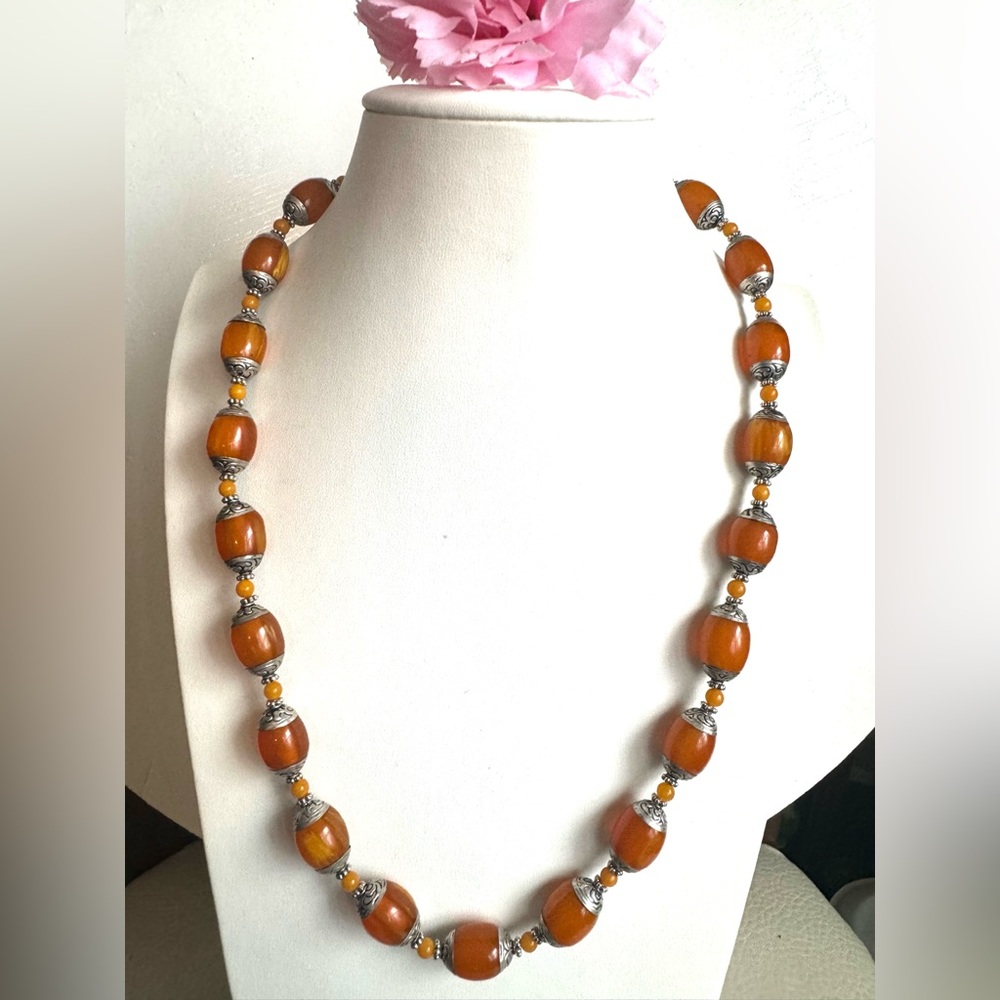 Vintage and beautiful Tibetan silver beads with Amber resin handmade necklace🔥